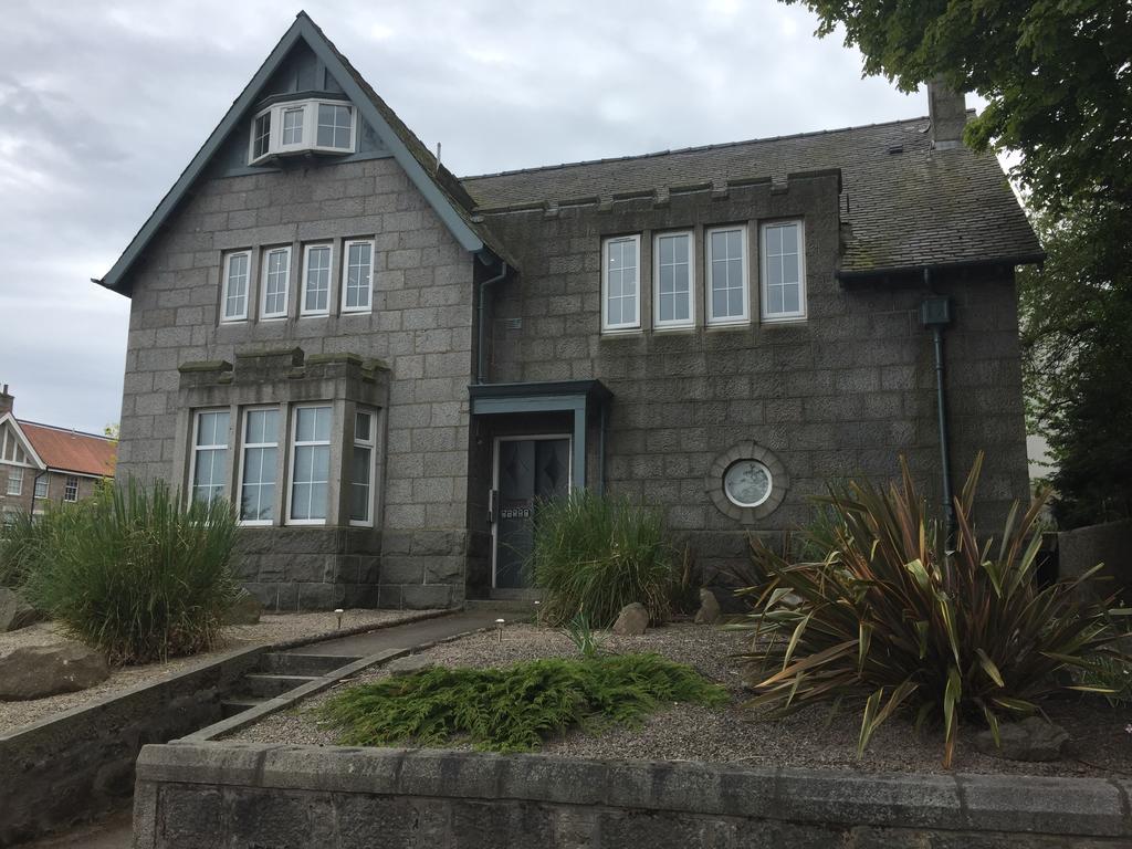 Aberdeen Serviced Apartments - The Lodge Экстерьер фото